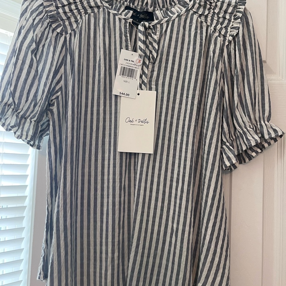 Striped Short-Sleeve Blouse - Blue & White